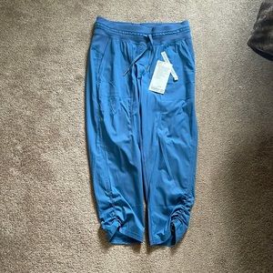 Lululemon Dance Studio Crop